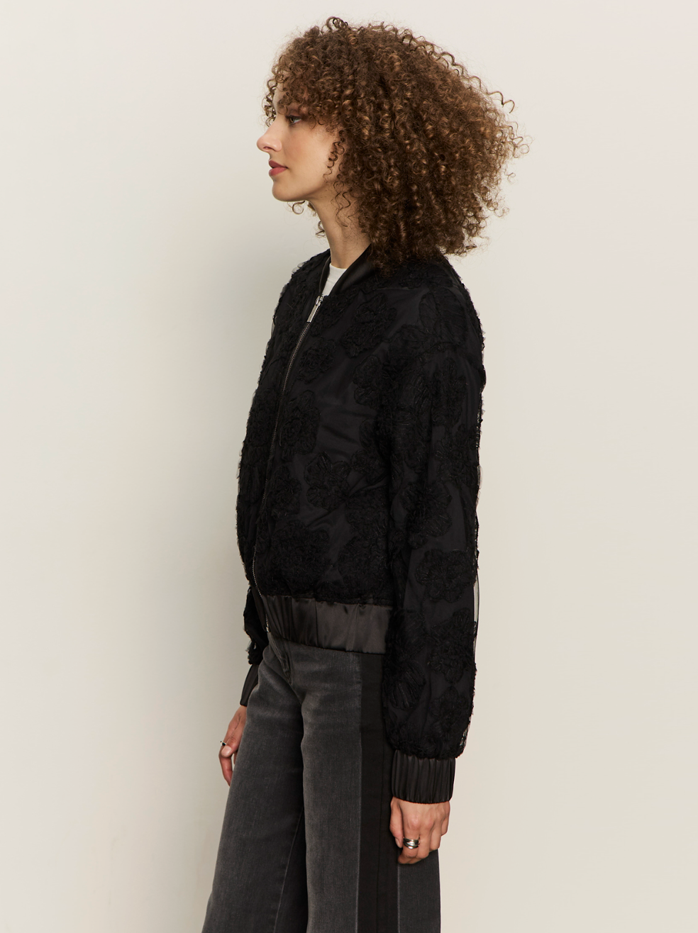 Rosy party bomber - black