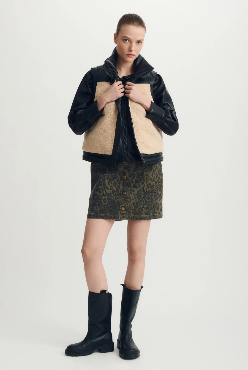 Nox reversible vest - black / sherpa
