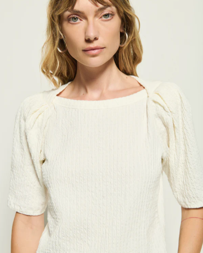 Deana textured tee - porcelain