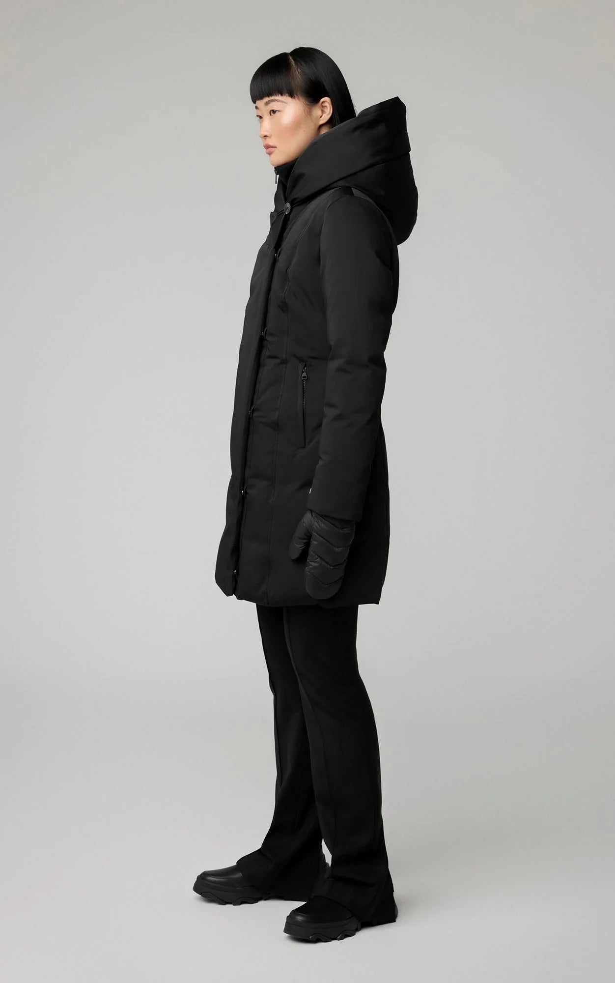 Camelia slim-fit classic down coat with puffer bib and hood - black