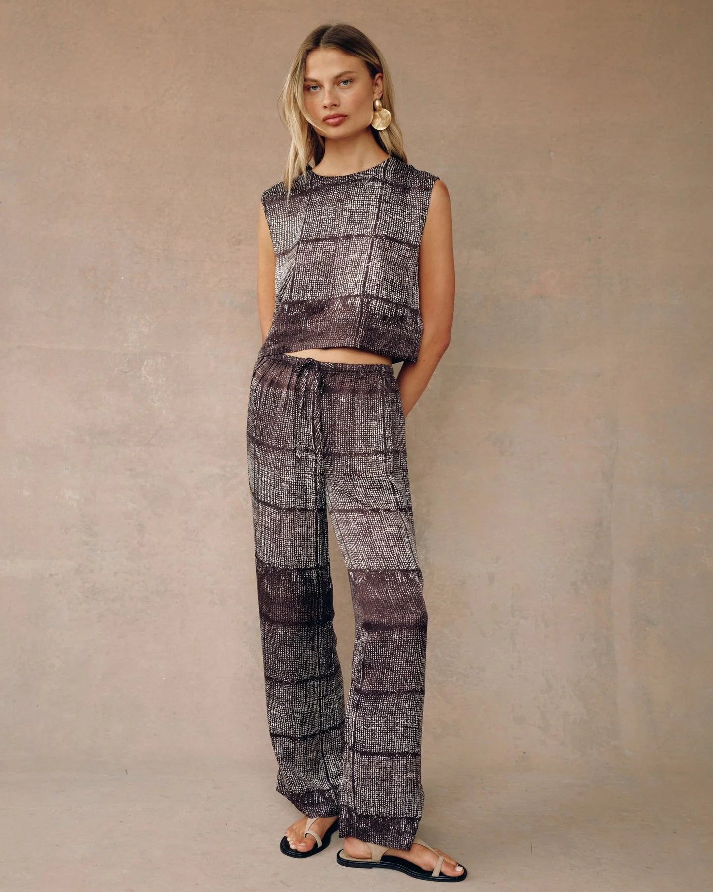 Boxy button back top - asilah textured print