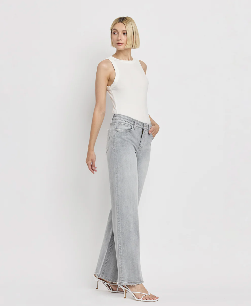 F5651 - Mid Rise Wide Leg Jeans - clementine