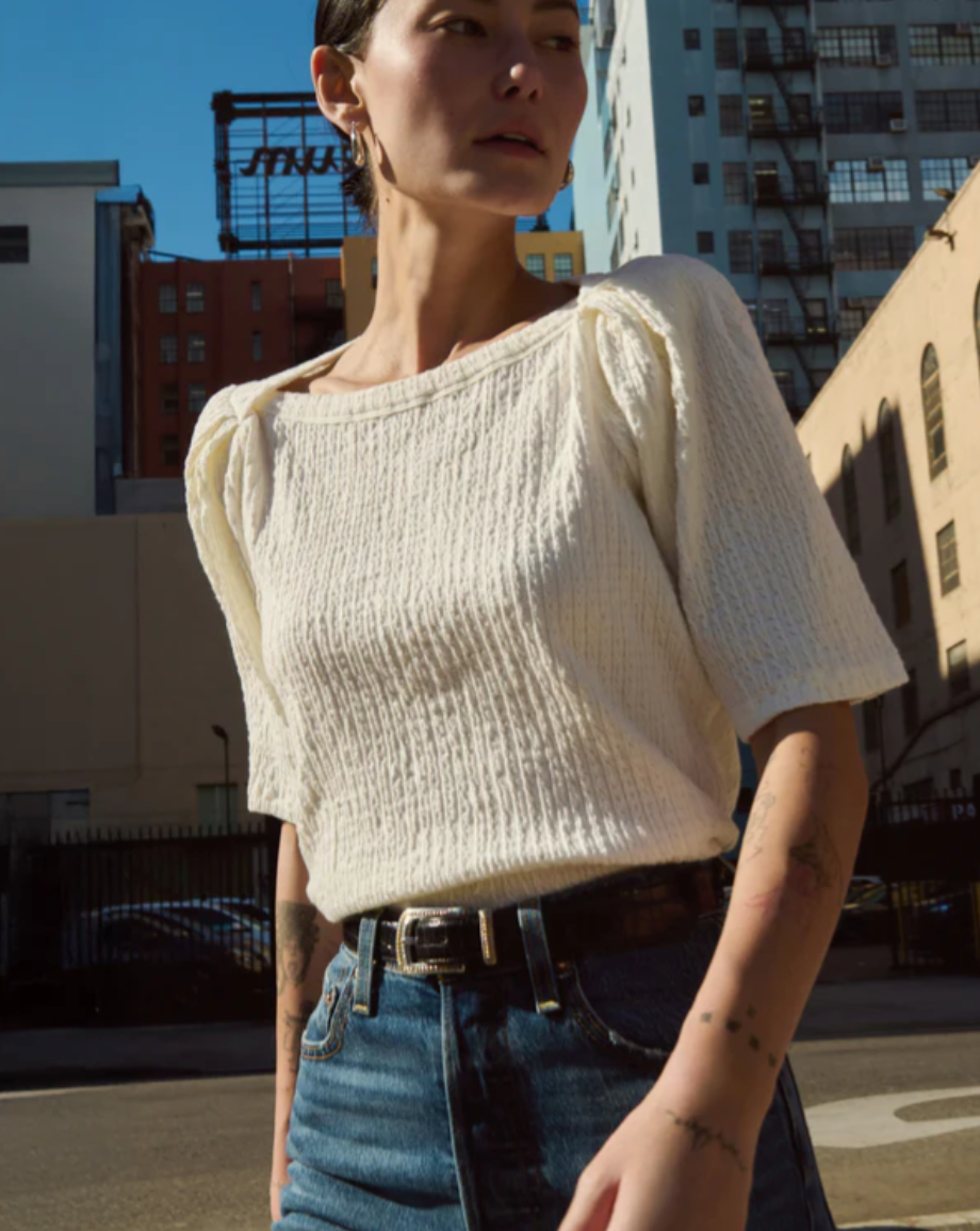 Deana textured tee - porcelain