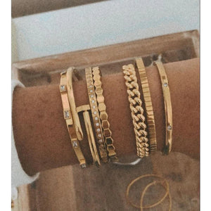 Axel nail bracelet - gold