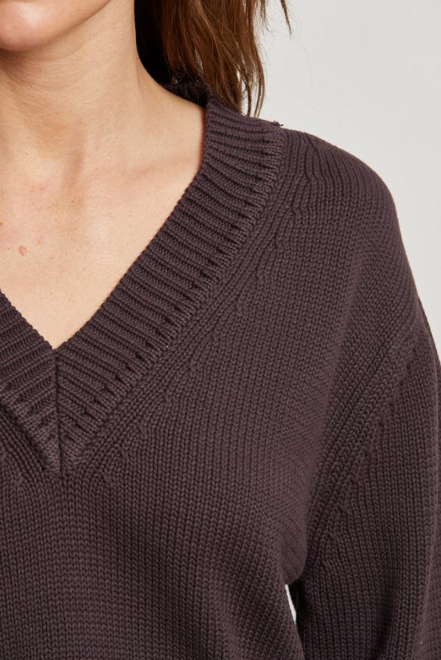 Addie oversized cotton v-neck sweater - cocoa