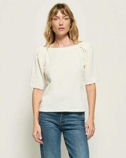 Deana textured tee - porcelain