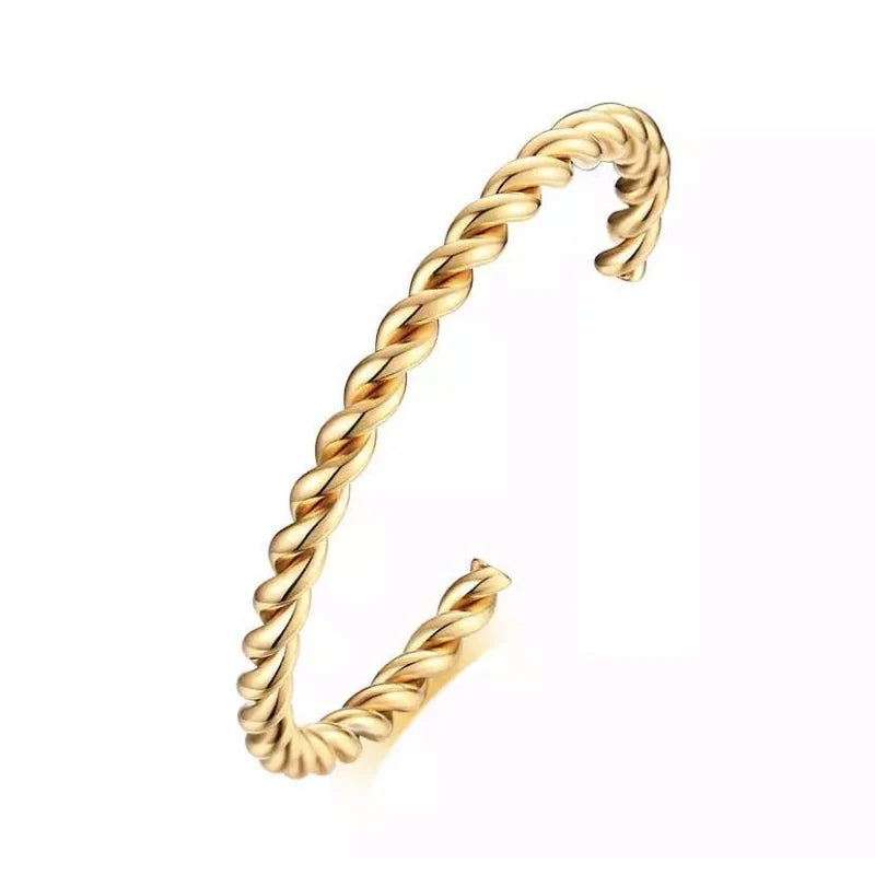 Twist cuff bracelet