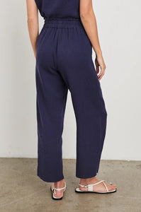 Leon crop pant - admiral blue