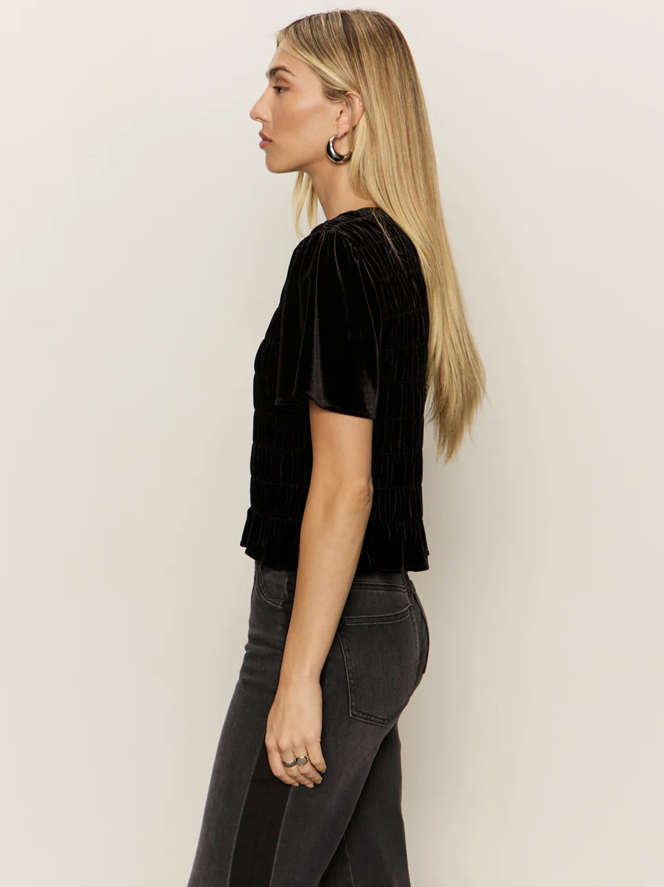 We belong together velvet top - black