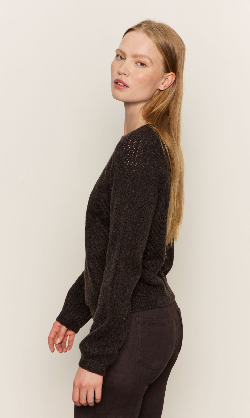 Cozy moment sweater - semi sweet