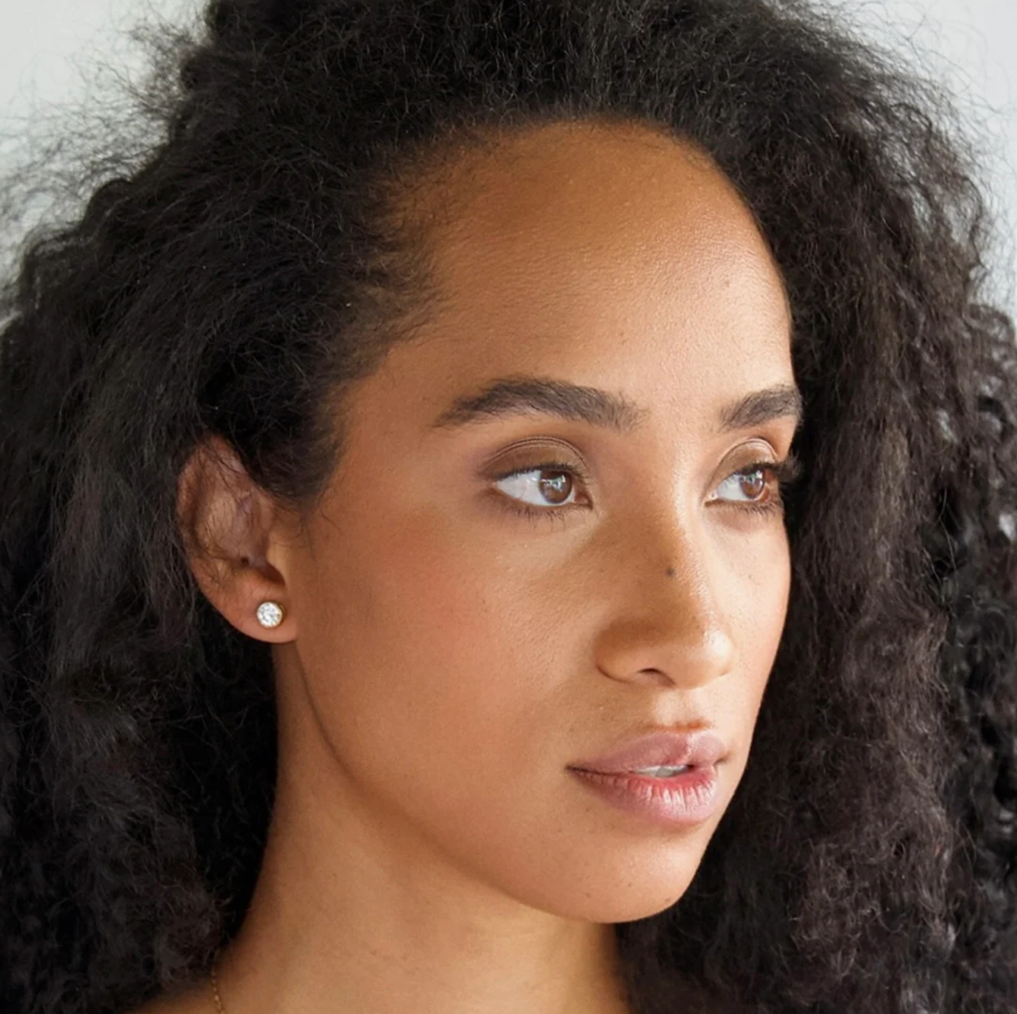 Cateana Bezel Studs - gold