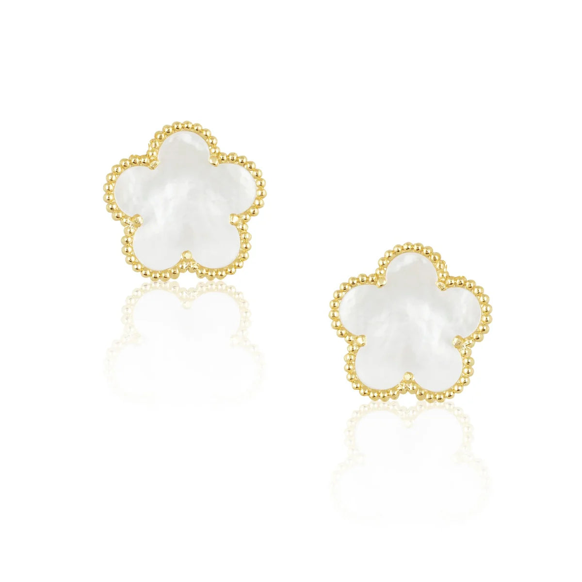 Adeline clover earrings (15mm) - mother of pearl