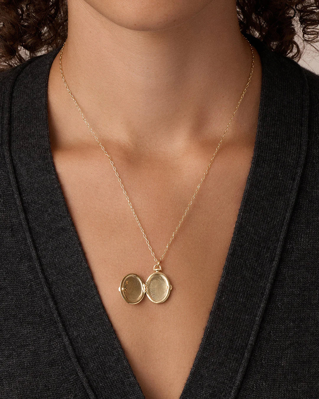 Celeste locket necklace - gold