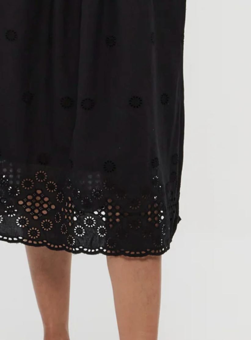 Faith eyelet midi dress - black