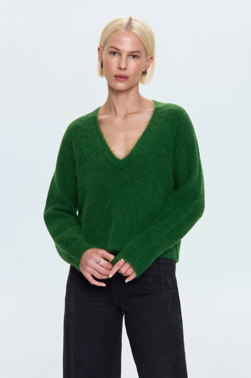Kit v-neck long sleeved pullover sweater - winter green