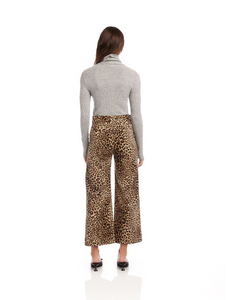 Rylee Cropped Pants - leopard
