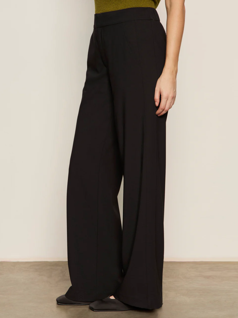 Modern gab wide leg trouser - black