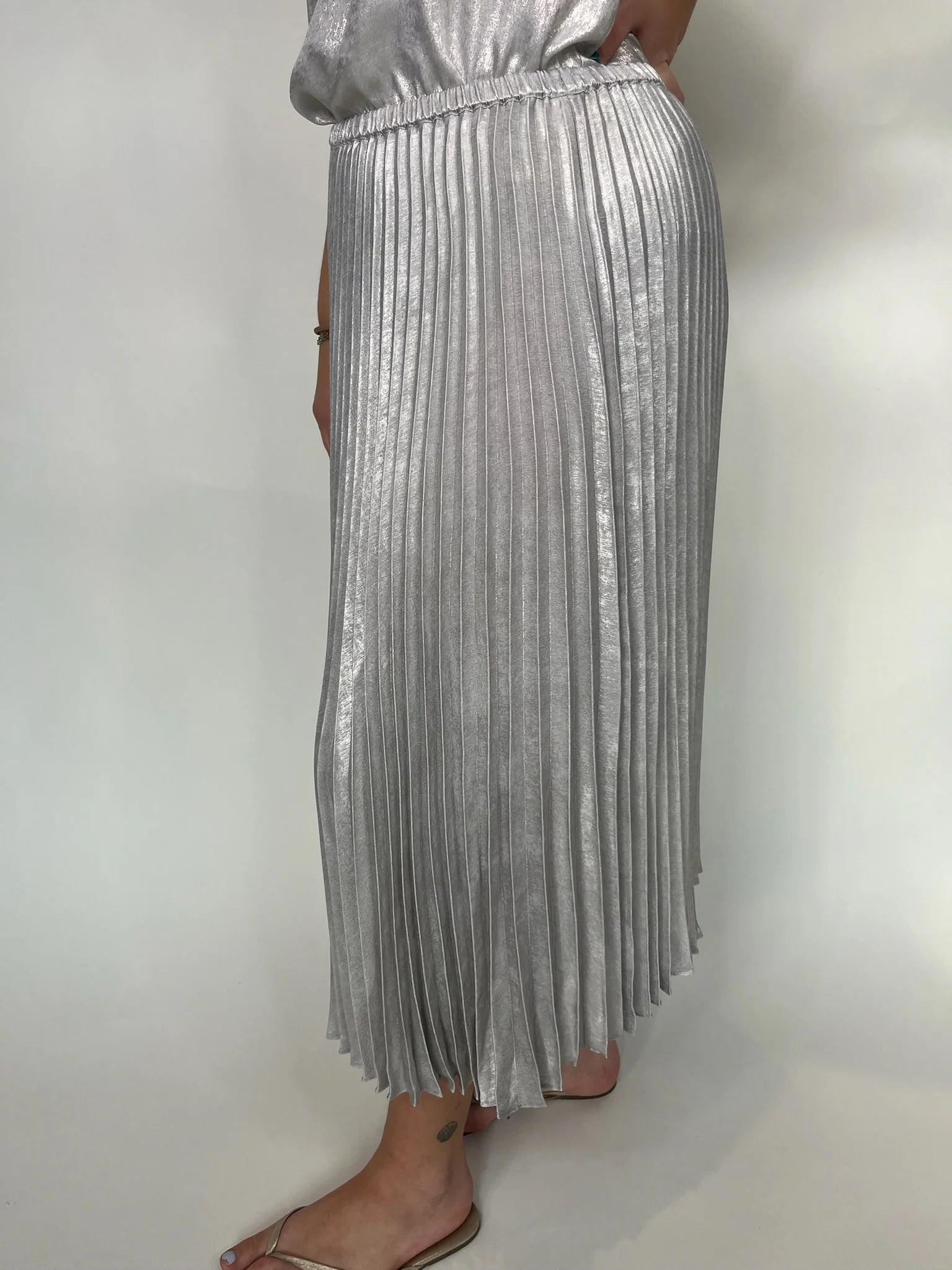 Pleated skirt - silver shimmer