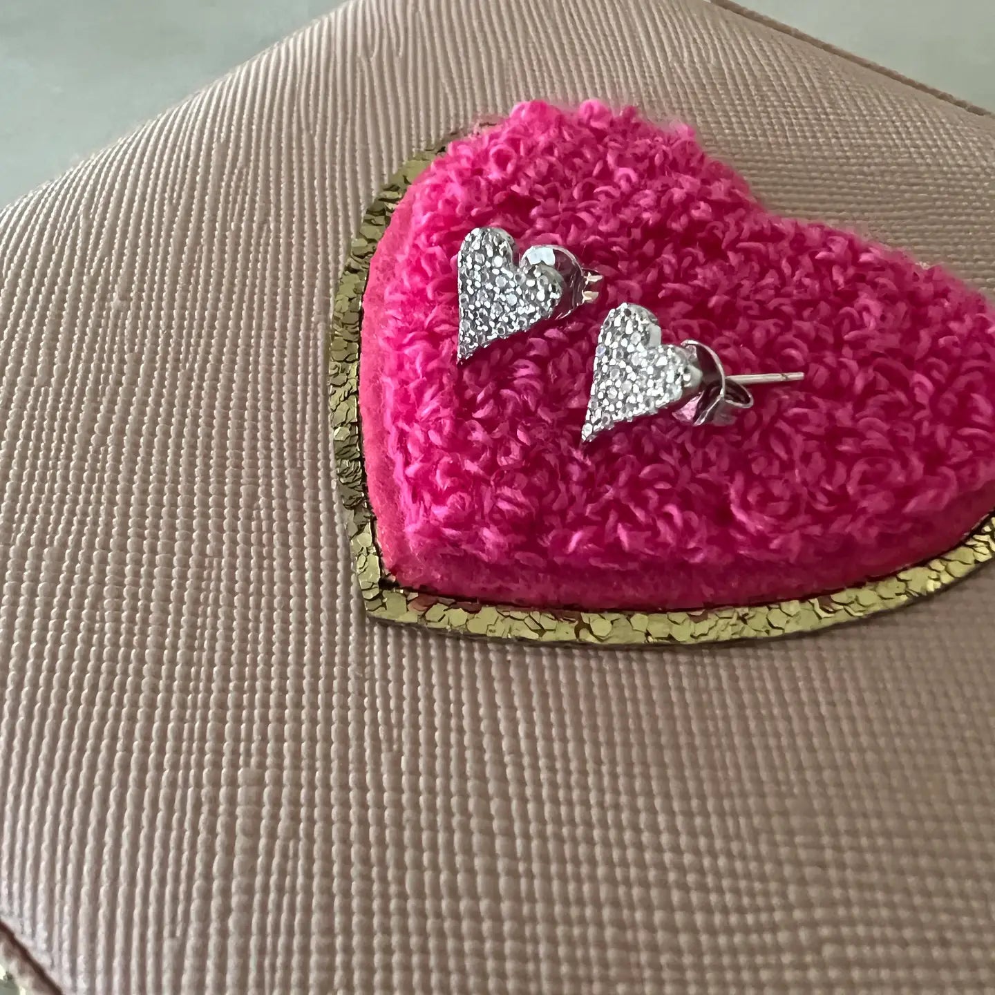 Cz small heart studs - silver