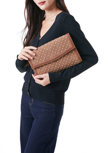 Beth clutch - saddle suede