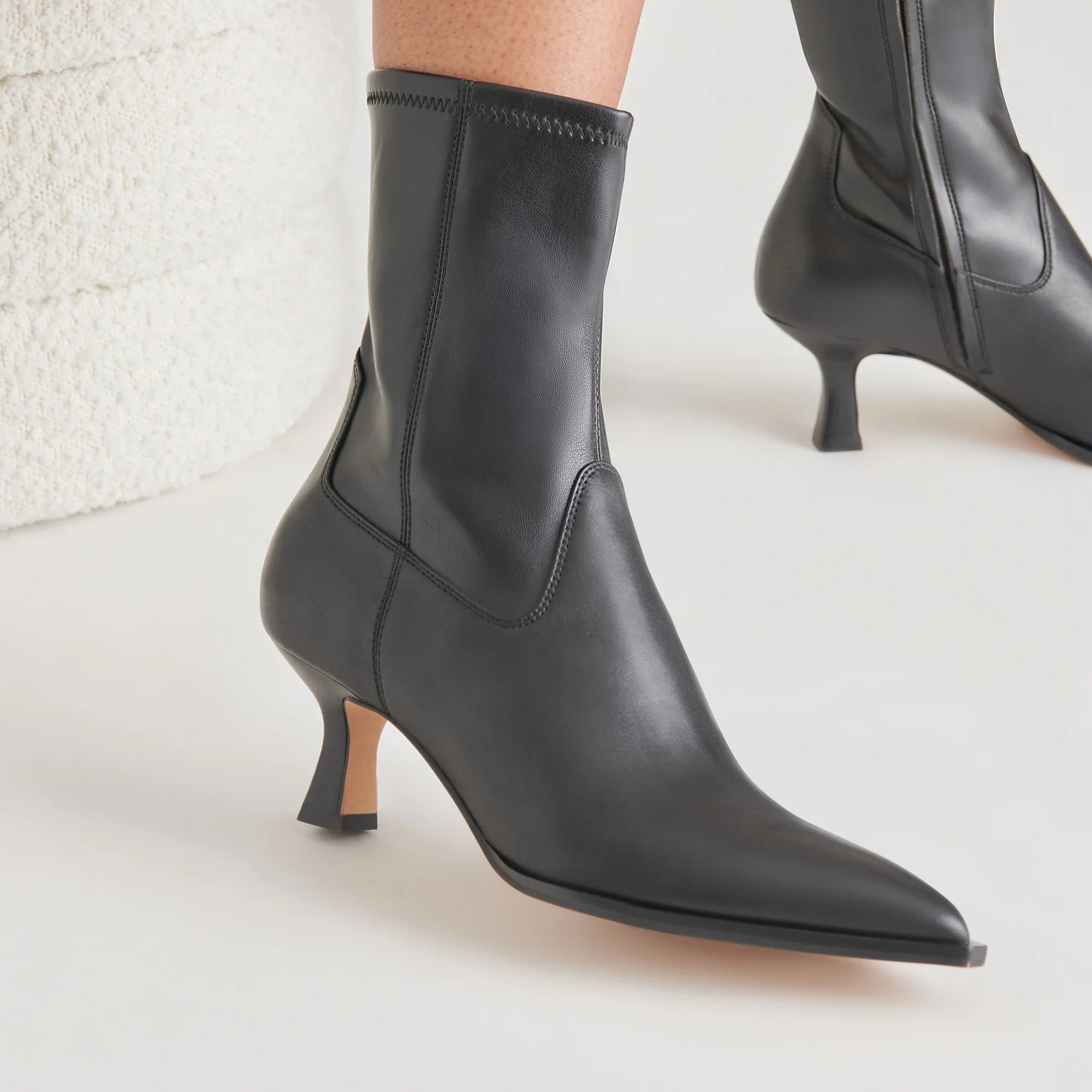 Arya boots - black leather