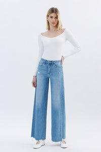 T6648 - High Rise Raw Hem Extreme Wide Jeans - well run
