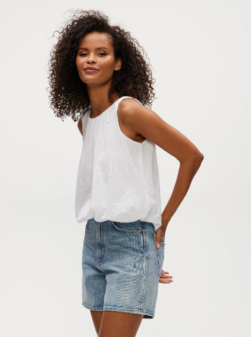 Hazel eyelet bubble top - white