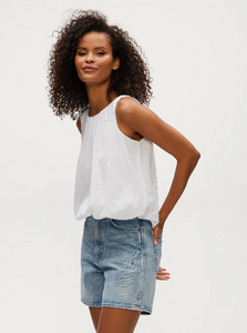 Hazel eyelet bubble top - white