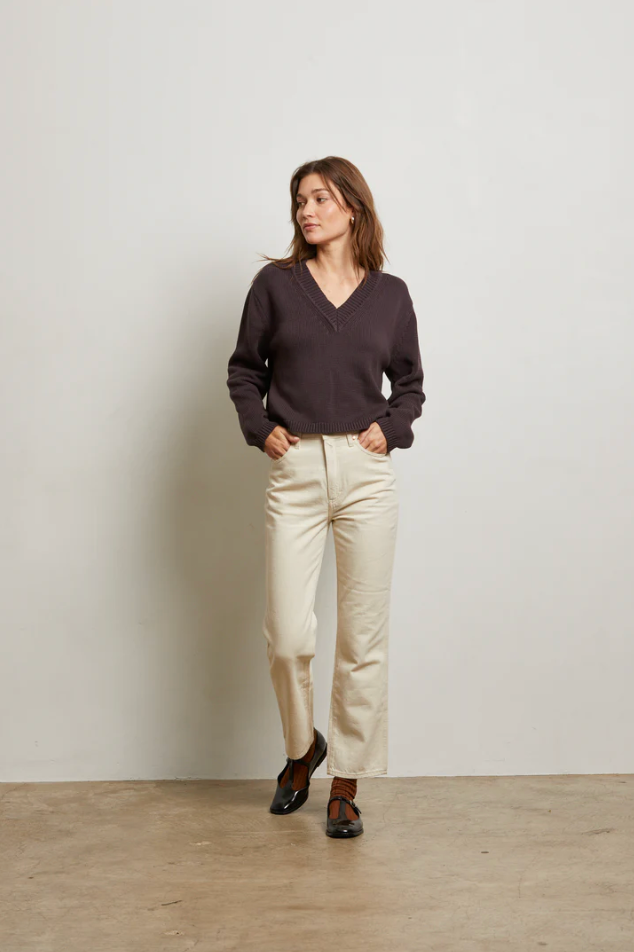 Addie oversized cotton v-neck sweater - cocoa