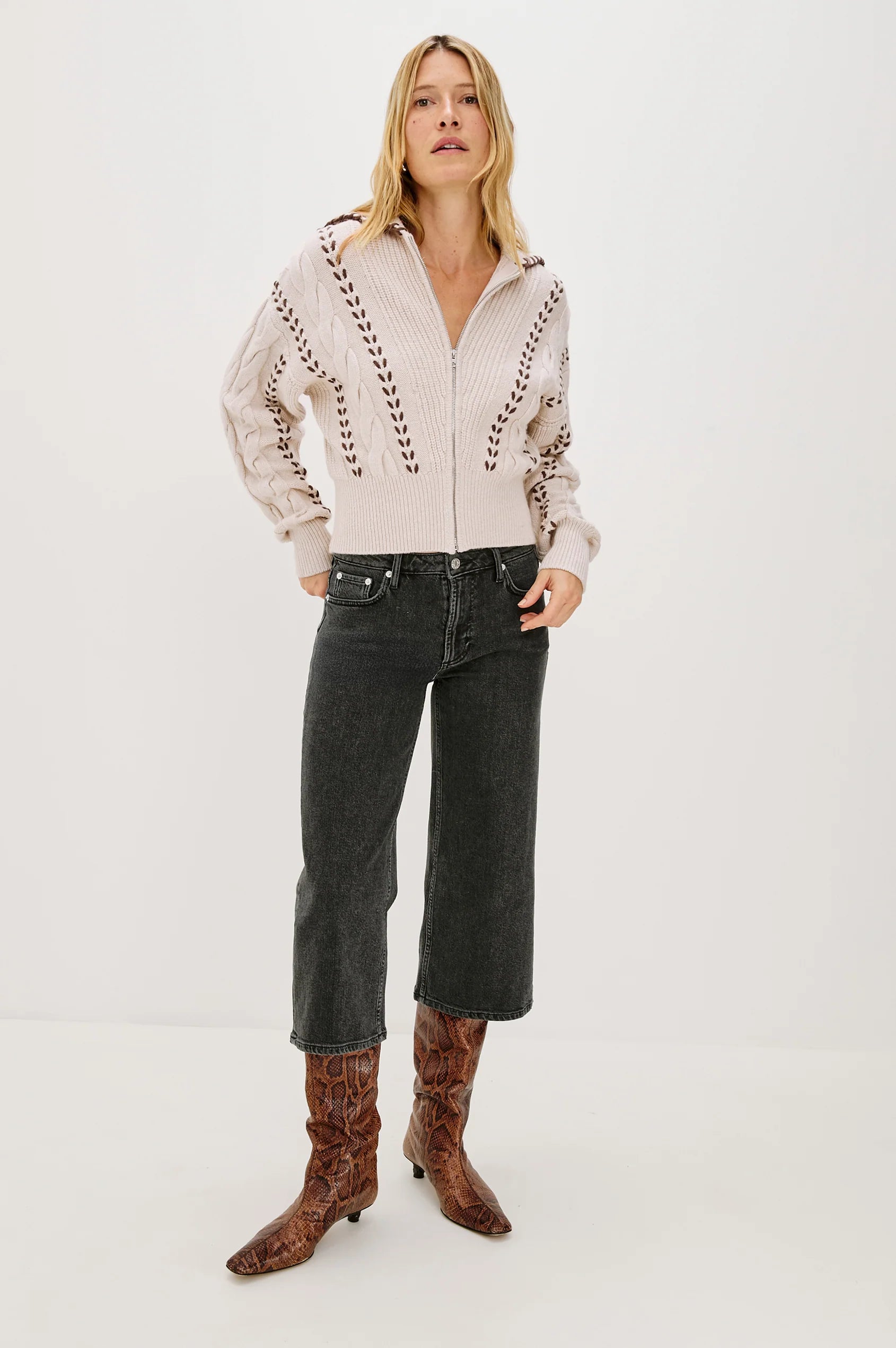 Lune sweater - oatmeal brown whip stitch