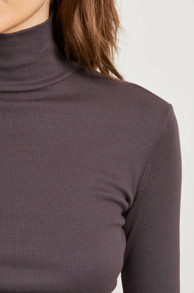 Hayden cotton ribbed high turtleneck - cocoa