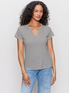 Notch neck tee - light oat / black stripe