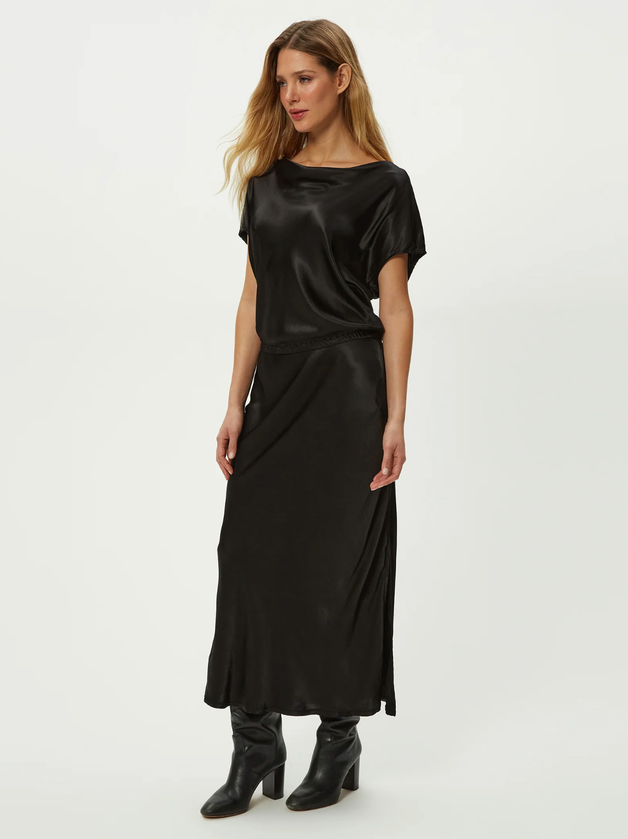 Karter satin midi dress - black