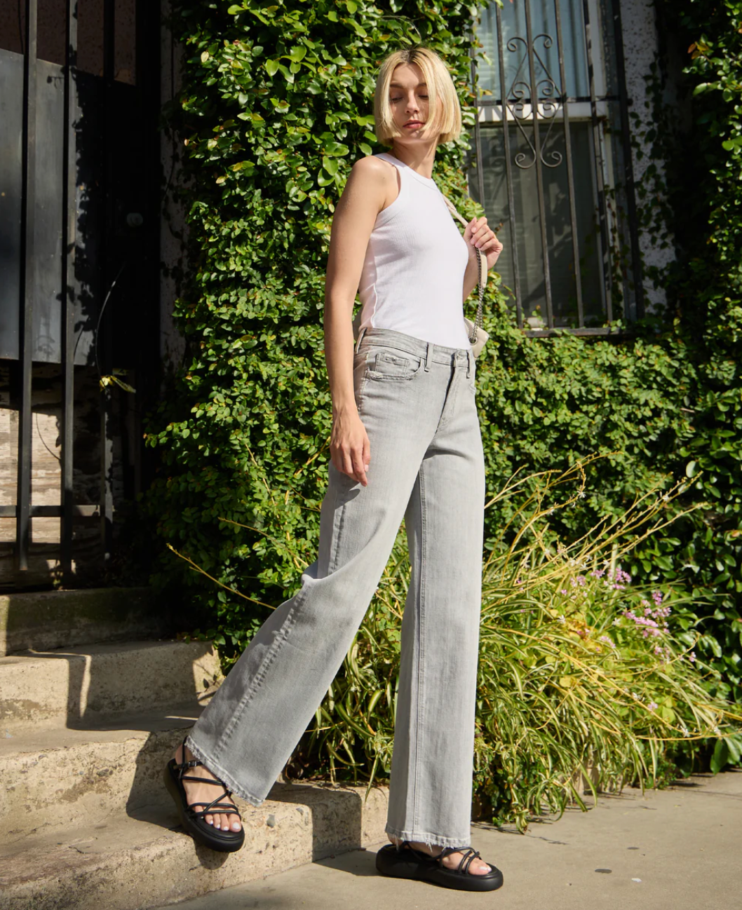 F5651 - Mid Rise Wide Leg Jeans - clementine