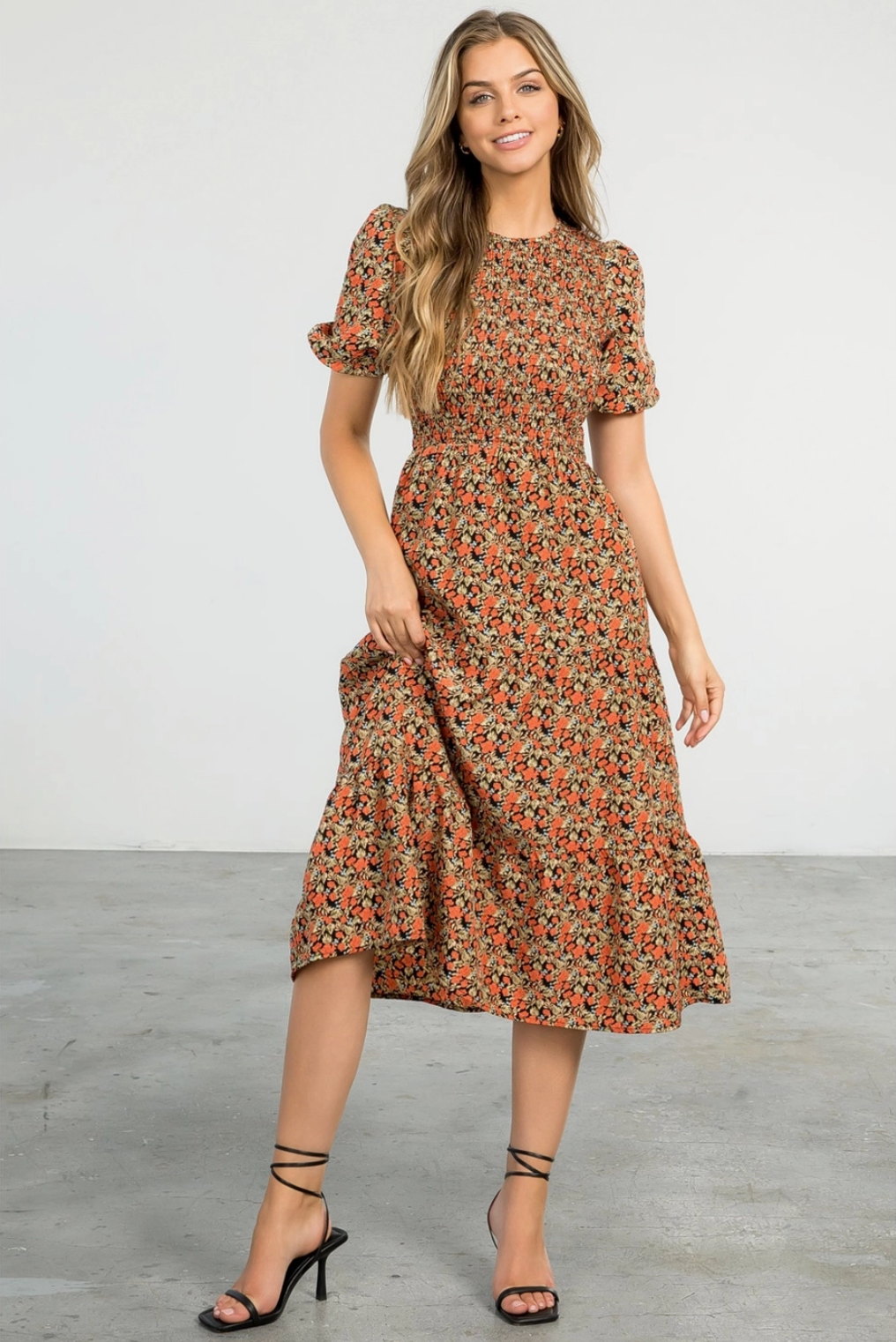 Smocked Floral Print Midi Dress - black