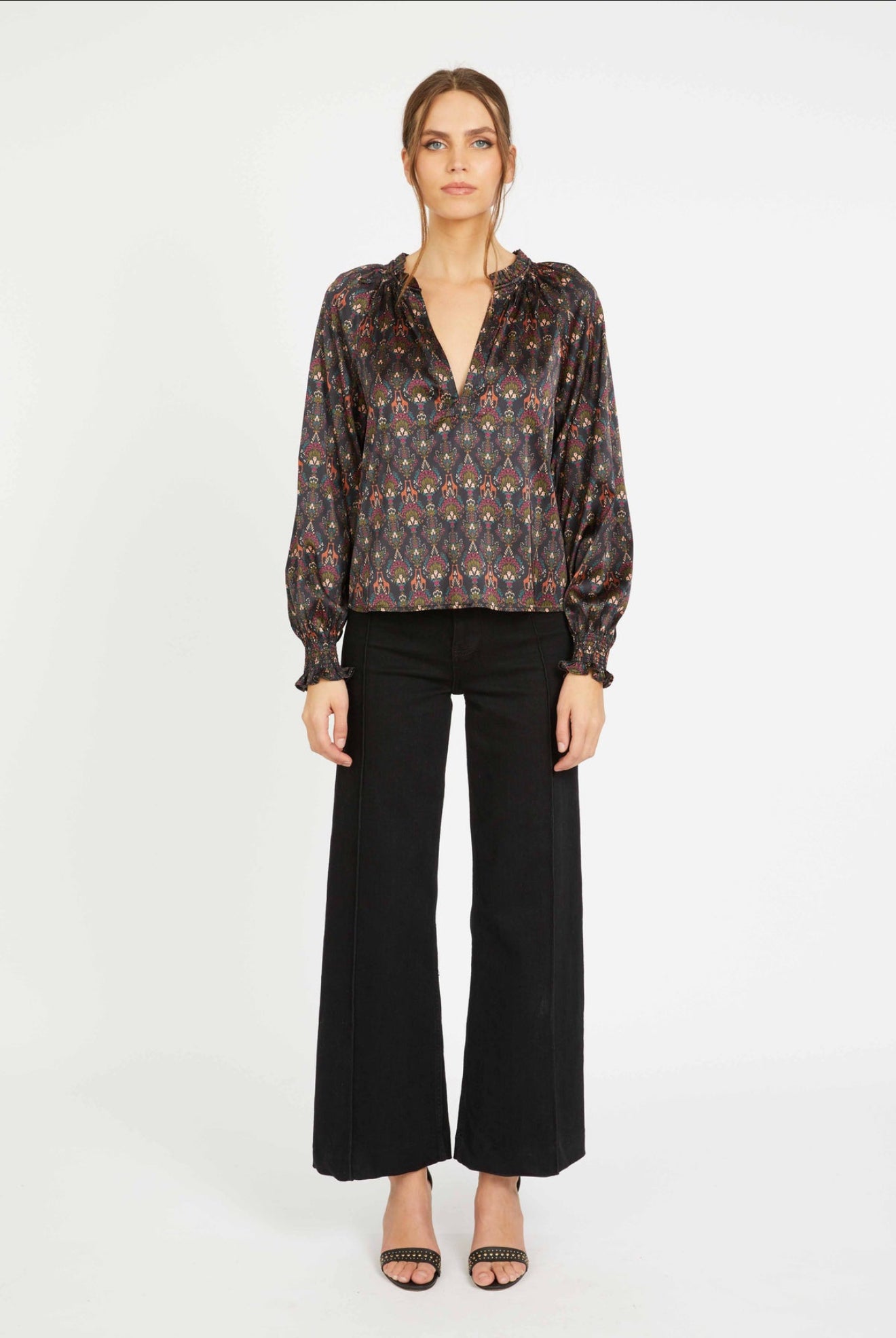 Vickie top - giraffe bouquet