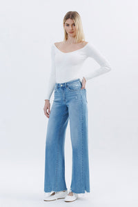 T6648 - High Rise Raw Hem Extreme Wide Jeans - well run