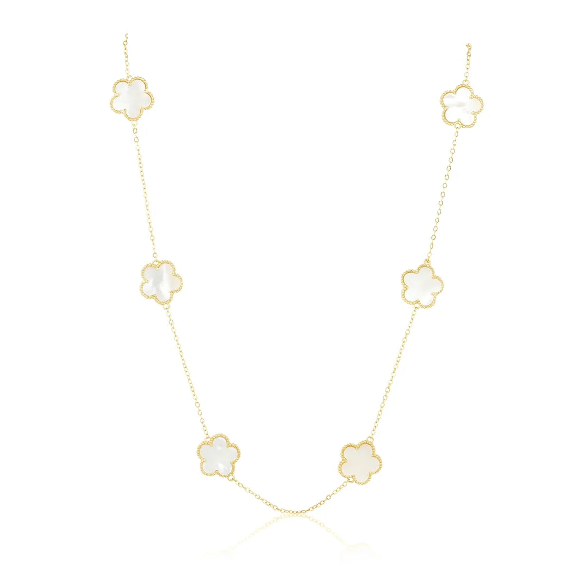 Adeline clover necklace - mother of pearl