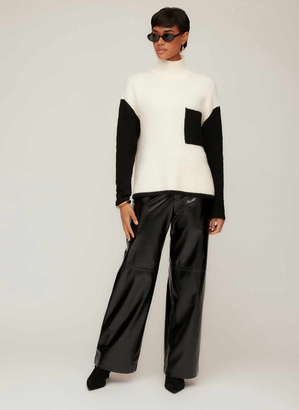 Colette Turtleneck Sweater - black / cream