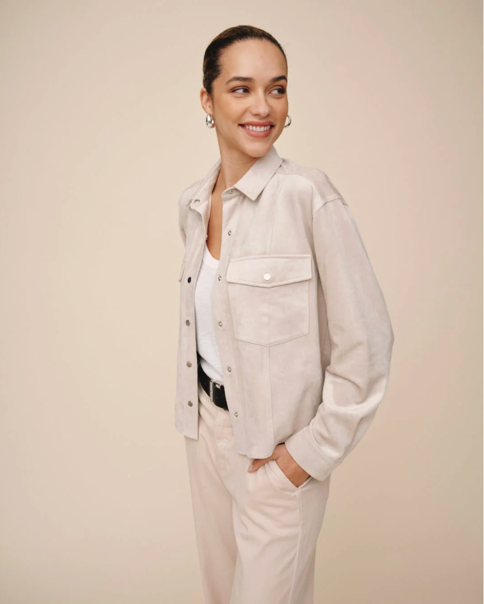 Seamed pocket shacket - panna cotta