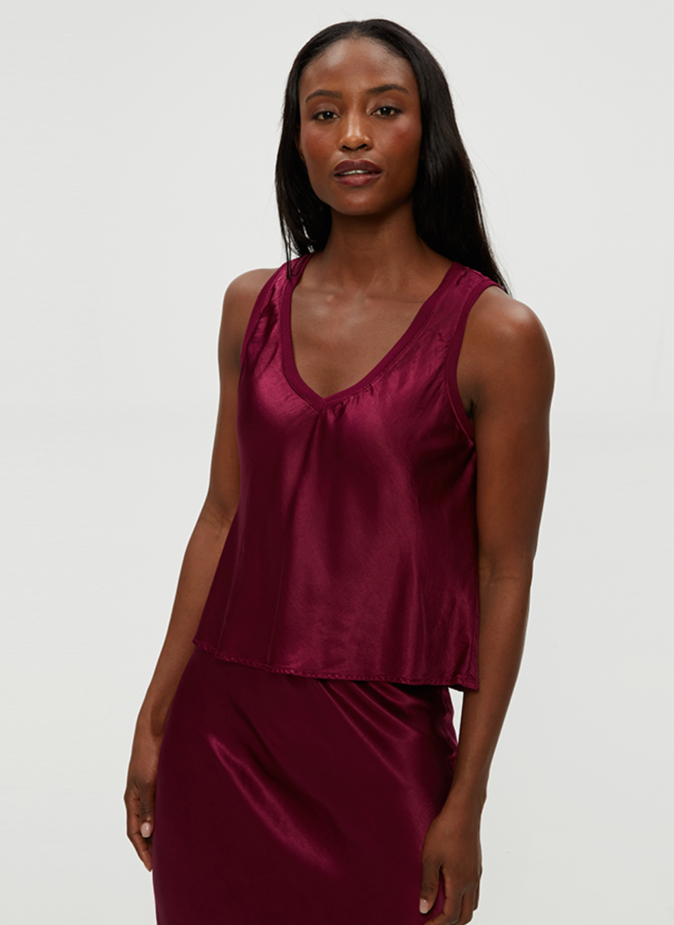 Liz satin v-neck tank - garnet