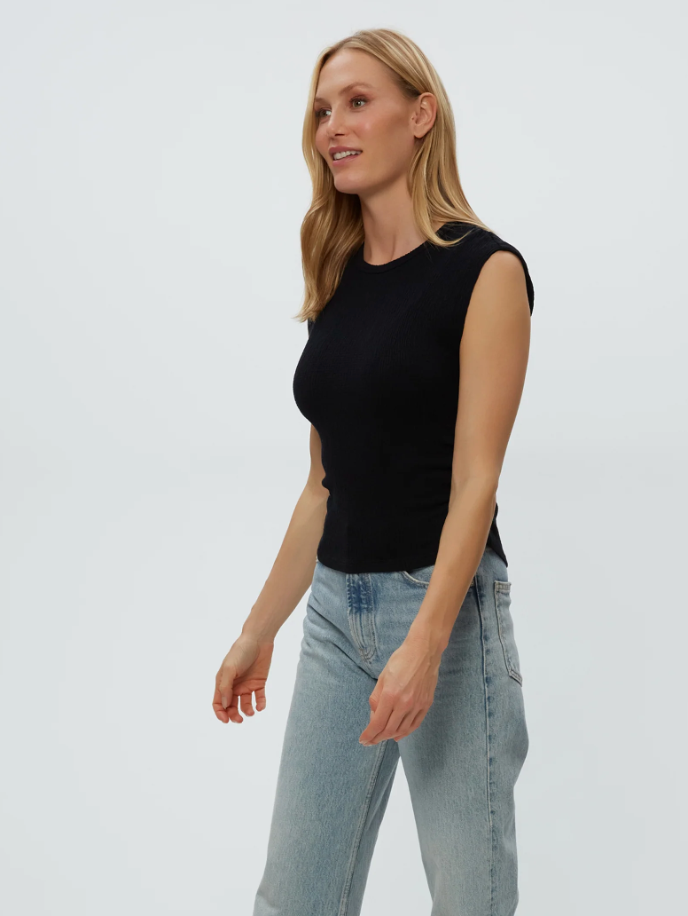 Leighton power shoulder top - black
