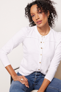Juniper femme collarless tee - optic white