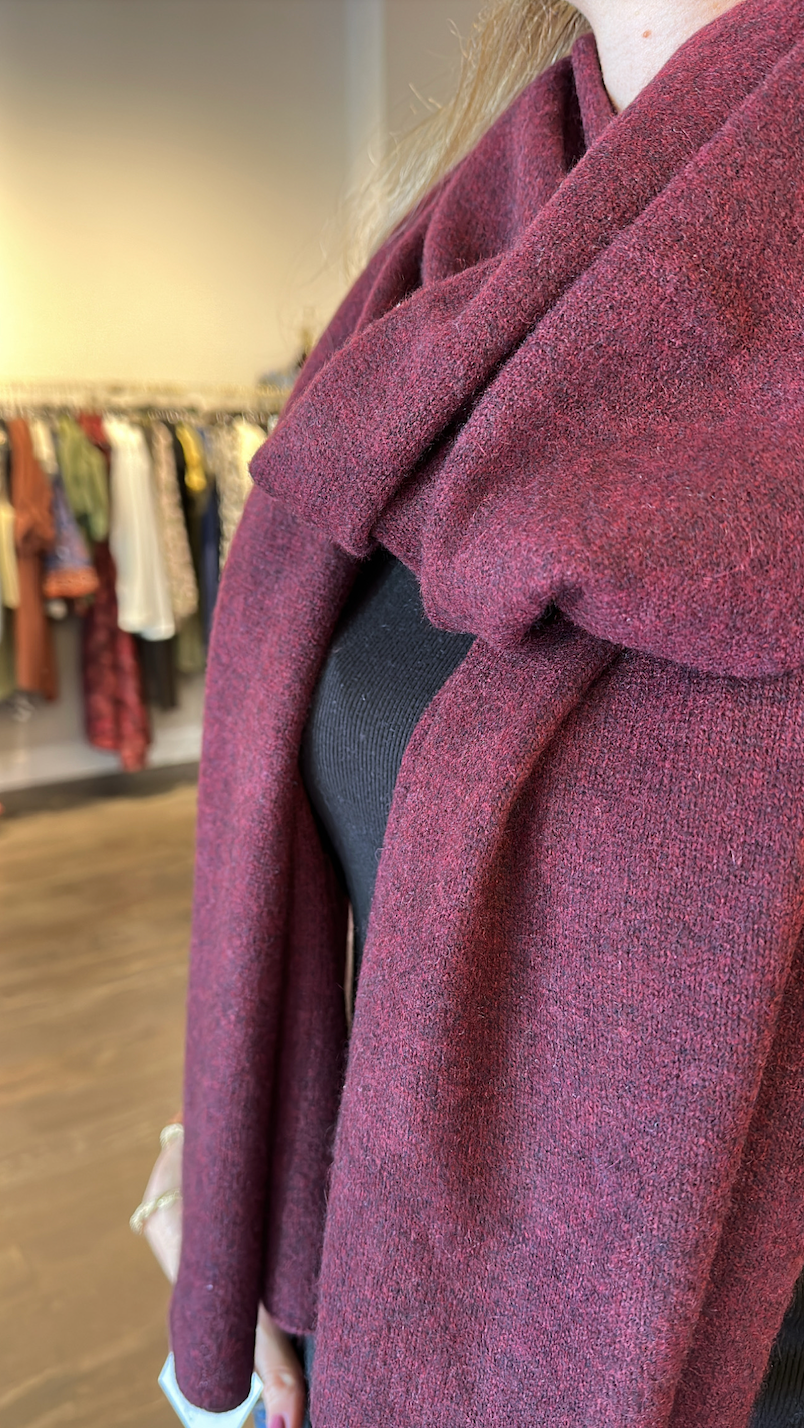 Cashmere scarf - deep beet