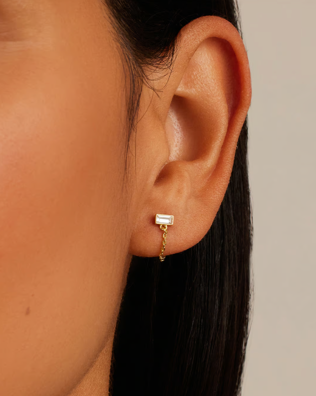 Desi chain huggies - gold/white crystal